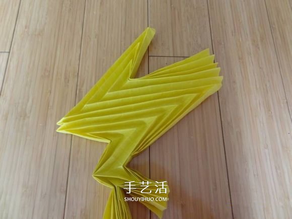 鷹的折紙教程 手工折紙展開翅膀雄鷹的步驟圖 -  itrip.net.cn