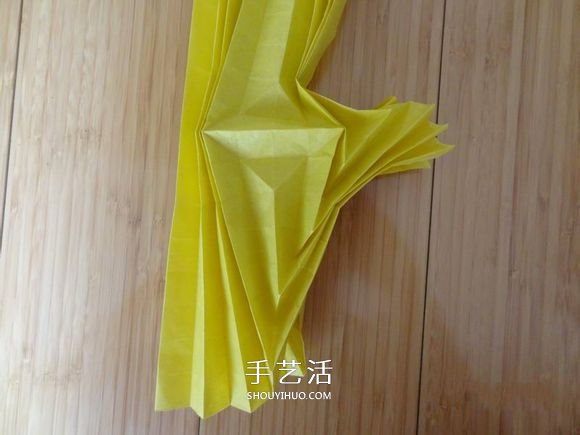鷹的折紙教程 手工折紙展開翅膀雄鷹的步驟圖 -  itrip.net.cn