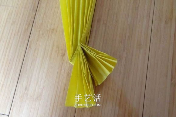 鷹的折紙教程 手工折紙展開翅膀雄鷹的步驟圖 -  itrip.net.cn