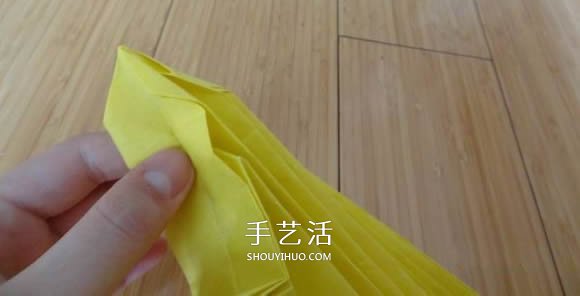 鷹的折紙教程 手工折紙展開翅膀雄鷹的步驟圖 -  itrip.net.cn