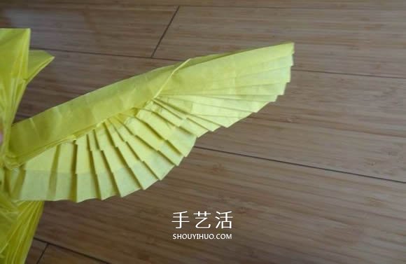 鷹的折紙教程 手工折紙展開翅膀雄鷹的步驟圖 -  itrip.net.cn