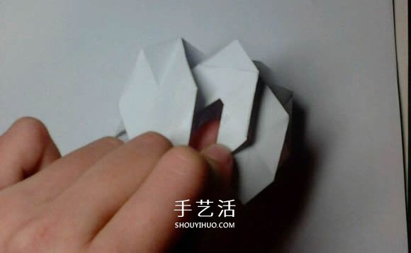 福山玫瑰改造而來 漂亮四角玫瑰花的折法圖解 -  itrip.net.cn