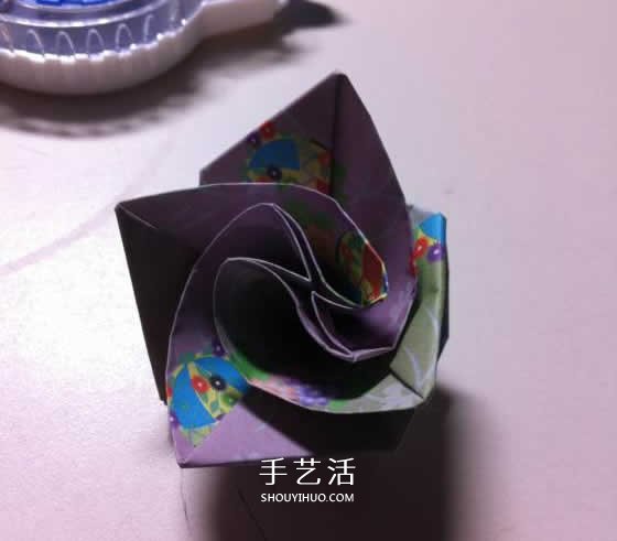 微型月季花的折紙教程 漂亮鉆石玫瑰怎么折圖解 -  itrip.net.cn