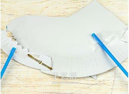 紙餐盤廢物利用 嘴巴可以動(dòng)的鯊魚玩具小制作 -  itrip.net.cn