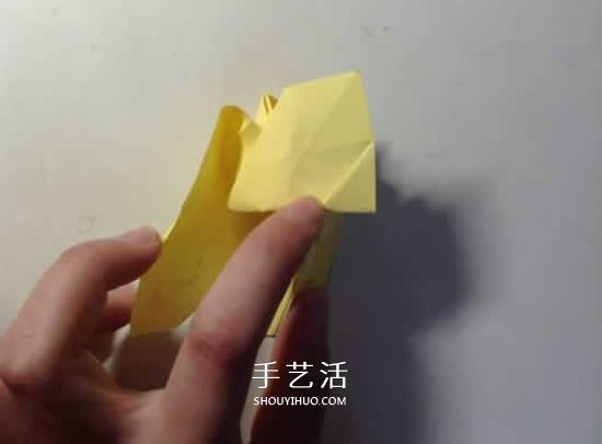原創(chuàng)微微玫瑰的折法 詳細(xì)折紙玫瑰花過(guò)程步驟 -  itrip.net.cn