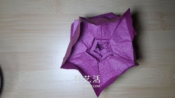 25瓣玫瑰的折法圖解 羅伯特?朗的玫瑰花折紙 -  itrip.net.cn