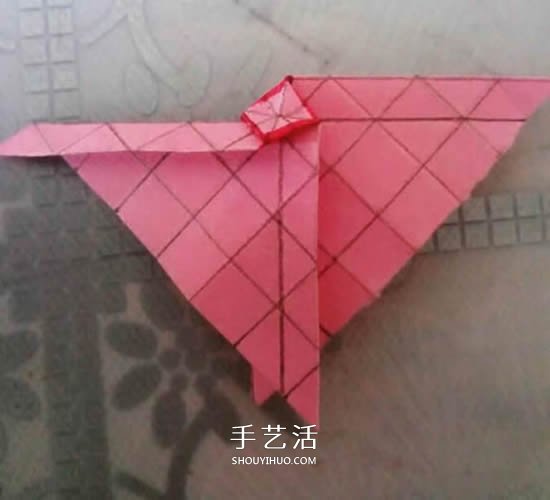 情人節(jié)禮品盒折紙圖解 好看韓式玫瑰禮盒的折法 -  itrip.net.cn