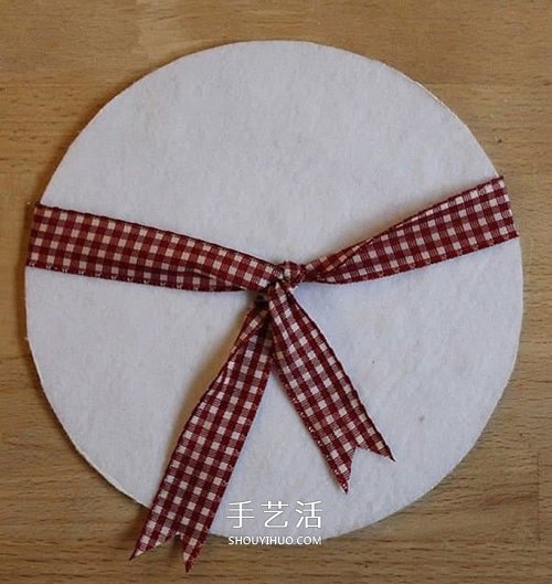 新年掛飾小制作：用不織布和光盤(pán)做雪人掛飾 -  itrip.net.cn