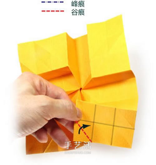 在川崎玫瑰上進(jìn)行改造 美麗紙玫瑰花手工折法 -  itrip.net.cn