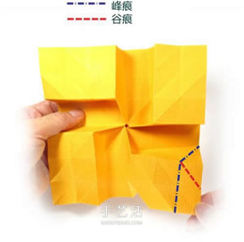 在川崎玫瑰上進(jìn)行改造 美麗紙玫瑰花手工折法 -  itrip.net.cn