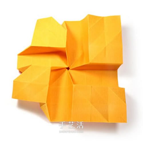 在川崎玫瑰上進(jìn)行改造 美麗紙玫瑰花手工折法 -  itrip.net.cn