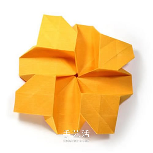 在川崎玫瑰上進(jìn)行改造 美麗紙玫瑰花手工折法 -  itrip.net.cn