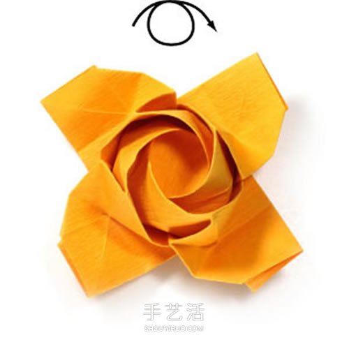 在川崎玫瑰上進(jìn)行改造 美麗紙玫瑰花手工折法 -  itrip.net.cn