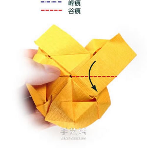 在川崎玫瑰上進(jìn)行改造 美麗紙玫瑰花手工折法 -  itrip.net.cn