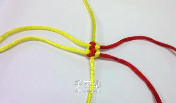 心形同心結(jié)怎么編圖解 情人節(jié)愛心的編織方法 -  itrip.net.cn