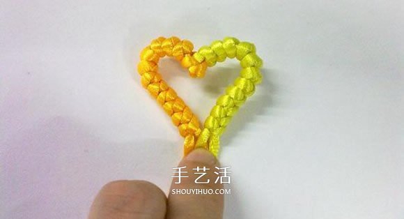 心形同心結(jié)怎么編圖解 情人節(jié)愛心的編織方法 -  itrip.net.cn