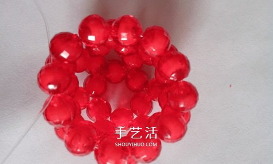 情人節(jié)串珠玫瑰花DIY 用串珠做紅玫瑰的方法 -  itrip.net.cn