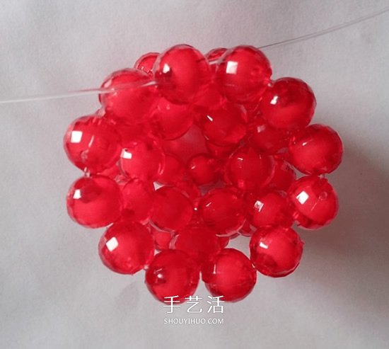 情人節(jié)串珠玫瑰花DIY 用串珠做紅玫瑰的方法 -  itrip.net.cn