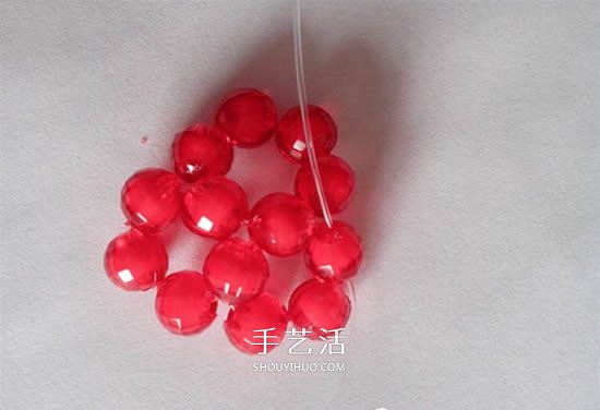 情人節(jié)串珠玫瑰花DIY 用串珠做紅玫瑰的方法 -  itrip.net.cn