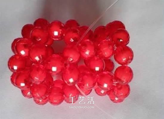 情人節(jié)串珠玫瑰花DIY 用串珠做紅玫瑰的方法 -  itrip.net.cn