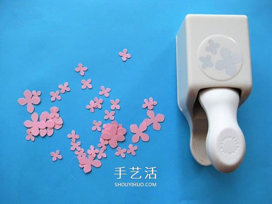 幼兒手工貼畫(huà)教程：卡紙和膠帶貼美麗的櫻花樹(shù) -  itrip.net.cn