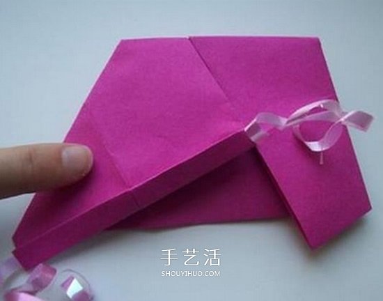 簡(jiǎn)單鞋子的折法圖解 女式紙鞋子怎么折方法 -  itrip.net.cn