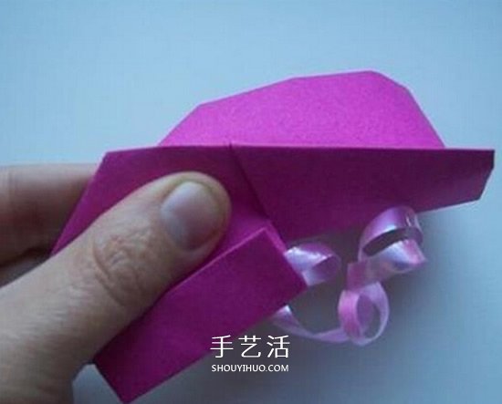簡(jiǎn)單鞋子的折法圖解 女式紙鞋子怎么折方法 -  itrip.net.cn