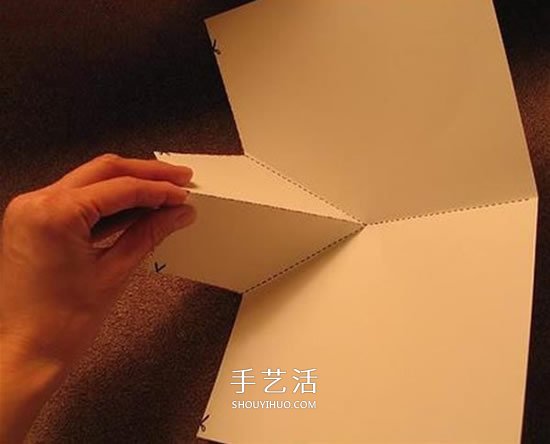 簡易手工賀卡的制作教程 打開后跳出可愛小鳥 -  itrip.net.cn