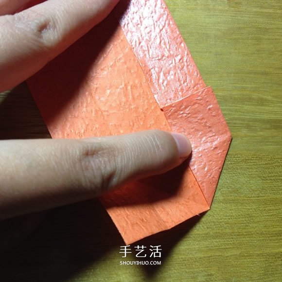 愛(ài)心戒指的折法圖解 怎么折心形戒指的教程 -  itrip.net.cn