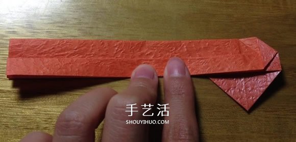 愛(ài)心戒指的折法圖解 怎么折心形戒指的教程 -  itrip.net.cn
