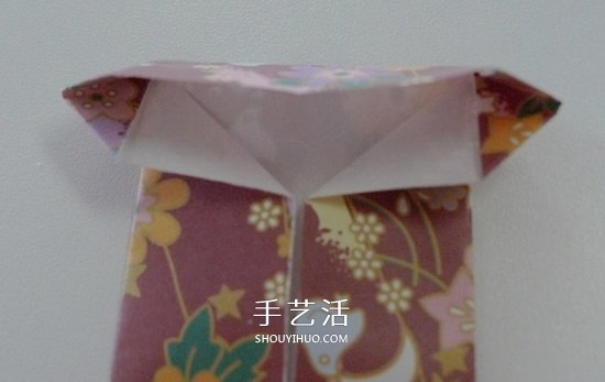 怎么折男T恤的圖解教程 手工折紙T恤簡(jiǎn)單折法 -  itrip.net.cn