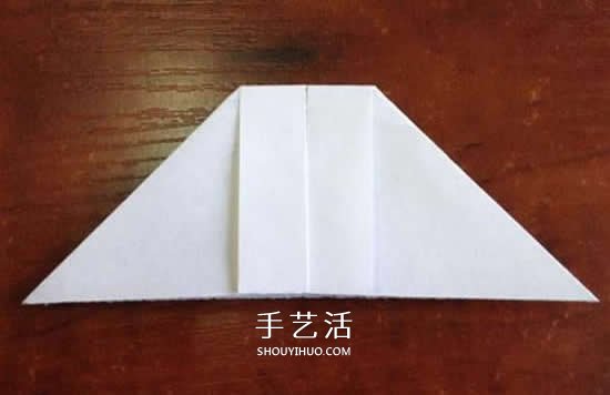 情人間的浪漫小手工：一張紙折愛(ài)心戒指圖解 -  itrip.net.cn
