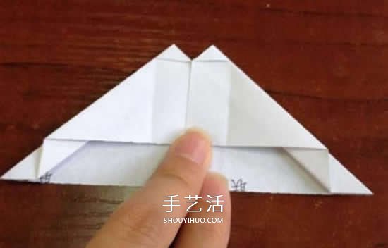 情人間的浪漫小手工：一張紙折愛(ài)心戒指圖解 -  itrip.net.cn