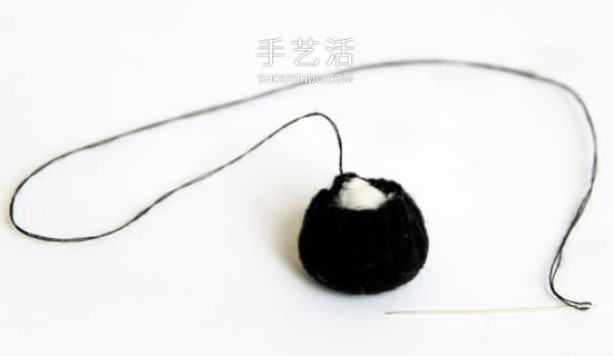 手工蜘蛛怎么做圖解 吸管手工制作萬圣節(jié)蜘蛛 -  itrip.net.cn