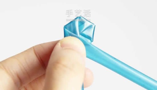 吸管編花的圖解教程 插入花瓶做成漂亮插花 -  itrip.net.cn