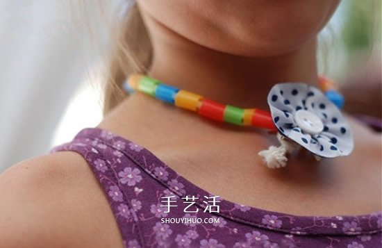 絢麗的頸間彩虹！吸管手工制作美麗項鏈的方法 -  itrip.net.cn