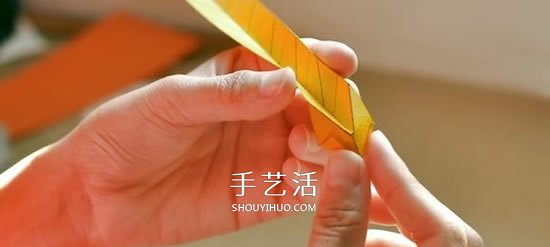卡紙折手鐲的圖解教程 教你折出立體幾何手鐲 -  itrip.net.cn