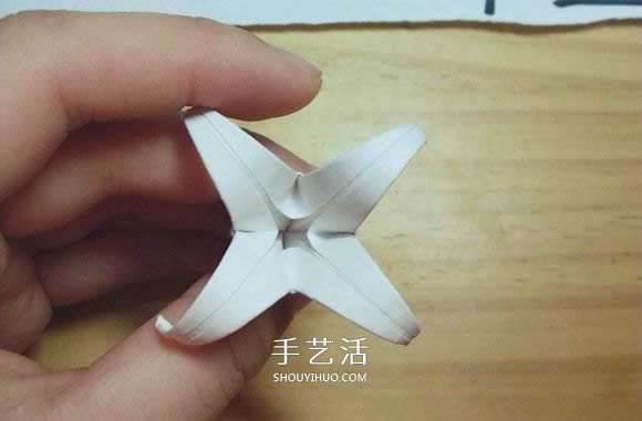 曼陀羅華的折法圖解 手工怎么折白色彼岸花 -  itrip.net.cn