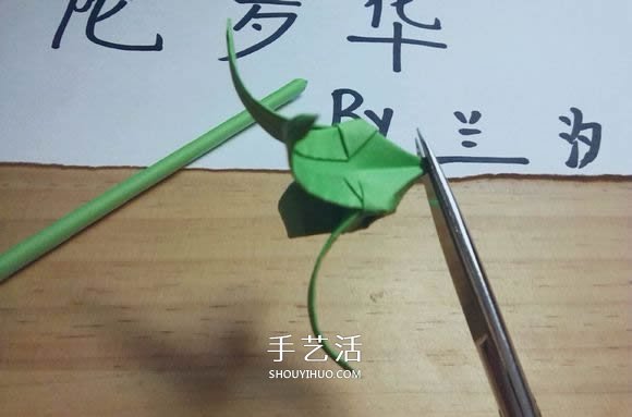 曼陀羅華的折法圖解 手工怎么折白色彼岸花 -  itrip.net.cn