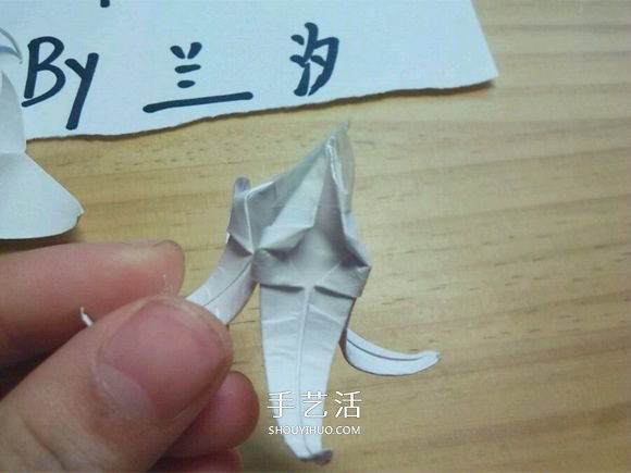 曼陀羅華的折法圖解 手工怎么折白色彼岸花 -  itrip.net.cn