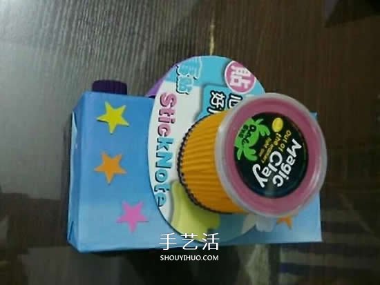 幼兒園手工作品圖片 廢物利用做的漂亮相機(jī) -  itrip.net.cn