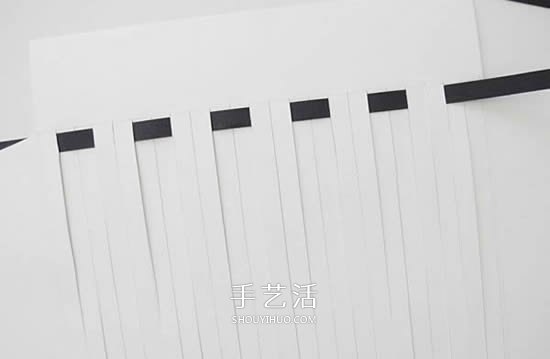 編織風(fēng)書皮的包法圖解 卡紙手工制作雙色書皮 -  itrip.net.cn
