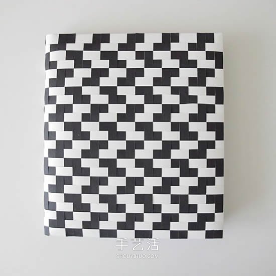 編織風(fēng)書皮的包法圖解 卡紙手工制作雙色書皮 -  itrip.net.cn