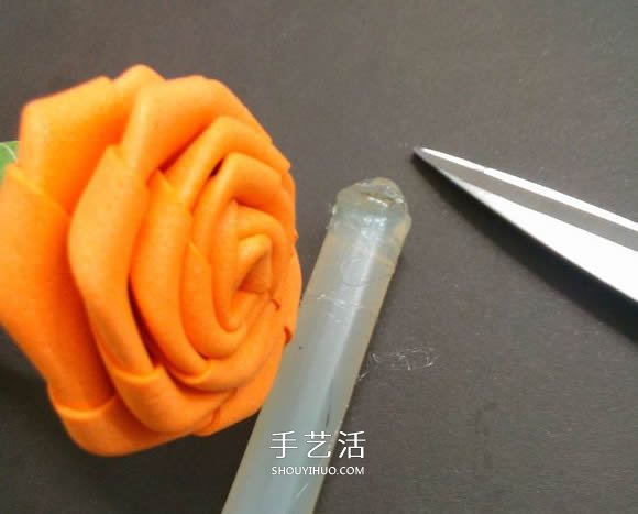 海綿紙折玫瑰花步驟 手工海綿紙花也能這么美！ -  itrip.net.cn