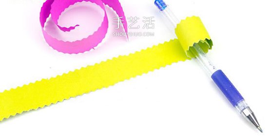 幼兒園做小鳥(niǎo)的教程 卷紙筒小鳥(niǎo)手工制作 -  itrip.net.cn