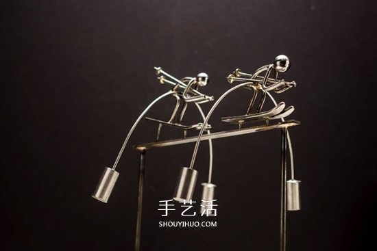 兩端重量不同又如何！他親手打造動態(tài)平衡擺件 -  itrip.net.cn