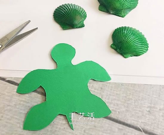 用貝殼做小烏龜?shù)姆椒?幼兒手工制作小烏龜 -  itrip.net.cn