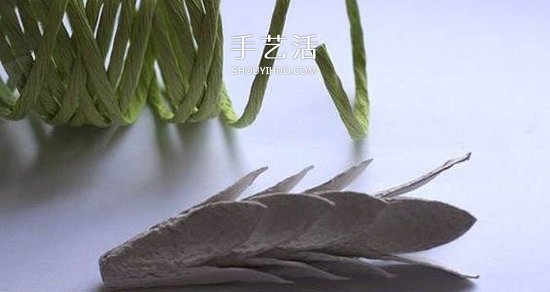 幼兒園手工花環(huán)怎么做 小清新雞蛋托花環(huán)DIY -  itrip.net.cn