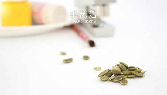 自制簡易手鼓的方法 怎么做紙盤手鼓的教程 -  itrip.net.cn