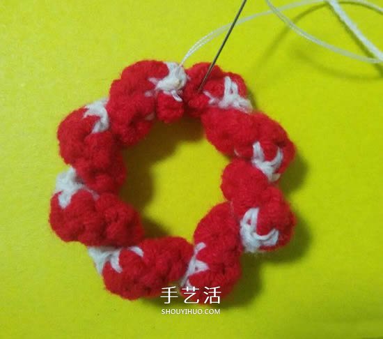 手工鉤針編織圣誕花環(huán)掛飾的方法圖解 -  itrip.net.cn